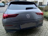 Gebraucht Mercedes CLA200 163 PS (119 kW) 2023 Grau Kombi