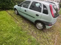 Używany Opel Corsa 75 KM (55 kW) 2002 Zielony Hatchback