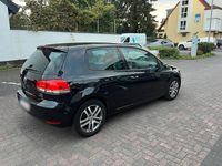 Gebraucht VW Golf VI 105 PS (77 kW) 2012 Schwarz Kleinwagen