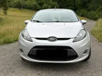 Gebraucht Ford Fiesta Trend 95 PS (69 kW) 2011 Silber Limousine