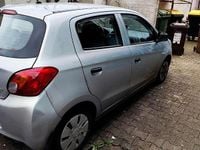 Gebraucht Mitsubishi Space Star 71 PS (52 kW) 2013 Grau Van / Kleinbus