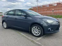Gebraucht Ford Focus Titanium 125 PS (91 kW) 2011 Grau Limousine