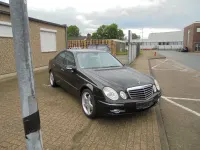 Gebraucht Mercedes E500 AMG 306 PS (225 kW) 2006 Schwarz Limousine