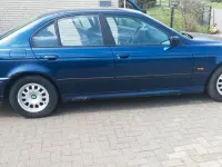 Używany BMW 520 150 KM (110 kW) 1997 Niebieski Sedan/Limuzyna