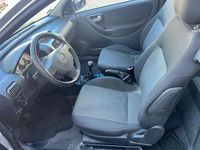 Gebraucht Opel Corsa 80 PS (58 kW) 2006 Silber Limousine