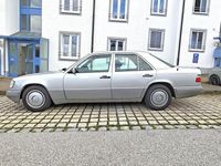 Gebraucht Mercedes 220 150 PS (110 kW) 1994 Grau Limousine