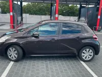 Gebraucht Peugeot 208 95 PS (69 kW) 2012 Braun Kleinwagen