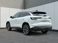 Neu Renault Austral Techno 148 PS (108 kW) 2026 Dezirrot mit dach in blackpearlschwarz SUV