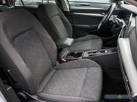 Second-hand VW Golf VIII Life 150 CP (110 kW) 2022 Argintiu Break