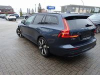 Gebraucht Volvo V60 Plus 398 PS (292 kW) 2025 Blau Kombi