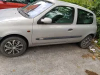 Gebraucht Renault Clio Initiale 90 PS (66 kW) 2000 Grau Limousine