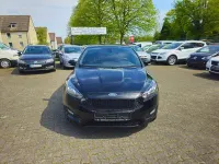 Gebraucht Ford Focus ST-Line 125 PS (91 kW) 2016 Schwarz Limousine