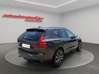 Gebraucht Volvo XC60 R-Design 235 PS (172 kW) 2021 Platinum grey metallic SUV
