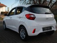 Gebraucht Hyundai i10 Select 63 PS (46 kW) 2025 Weiß Kleinwagen