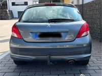 Gebraucht Peugeot 207 95 PS (69 kW) 2009 Grau Kleinwagen
