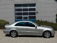 Gebraucht Mercedes E270 Avantgarde 178 PS (130 kW) 2003 Silber Limousine