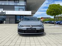 Gebraucht VW Golf VII R-line 150 PS (110 kW) 2021 Mondsteingrau/grau Kleinwagen