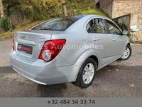 Gebraucht Chevrolet Aveo 95 PS (69 kW) 2012 Silber Limousine