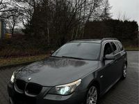 Gebraucht BMW 525 M Sport 177 PS (130 kW) 2005 Grau Kombi