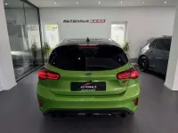 Gebraucht Ford Focus ST 280 PS (205 kW) 2024 Mean green Limousine