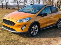 Gebraucht Ford Fiesta Active 125 PS (91 kW) 2018 Gold Kleinwagen