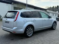 Gebraucht Ford Focus 109 PS (80 kW) 2010 Grau Kombi