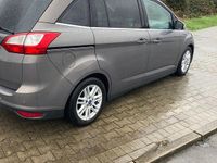 Gebraucht Ford Grand C-Max 140 PS (102 kW) 2013 Braun Van / Kleinbus