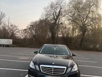 Gebraucht Mercedes E200 130 PS (95 kW) 2011 Schwarz Limousine