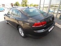 Gebraucht VW Passat Active 190 PS (139 kW) 2015 Schwarz metallic Limousine