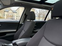Gebraucht BMW 320 150 PS (110 kW) 2006 Schwarz Kombi