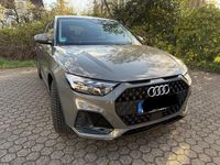 Gebraucht Audi A1 Ambiente 110 PS (80 kW) 2022 Grau SUV
