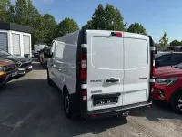 Gebraucht Renault Trafic Komfort 145 PS (106 kW) 2021 Arktisweiß Van / Kleinbus