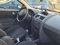 Gebraucht Renault Mégane II Avantage 113 PS (83 kW) 2005 Grau Limousine