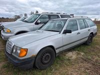 Gebraucht Mercedes E230 132 PS (97 kW) 1988 Silber Kombi