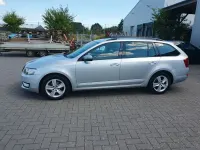 Gebraucht Skoda Octavia Ambition 110 PS (80 kW) 2017 Silber Kombi