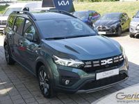 Neu Dacia Jogger Expression 110 PS (80 kW) 2025 Grün Van / Kleinbus