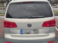 Gebraucht VW Touran Highline 140 PS (102 kW) 2012 Grau Van / Kleinbus