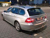 Gebraucht BMW 320 150 PS (110 kW) 2007 Silber Kombi