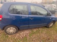 Gebraucht VW Fox 54 PS (39 kW) 2006 Blau Kleinwagen