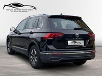 Gebraucht VW Tiguan Move 150 PS (110 kW) 2024 Schwarz SUV