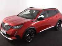 Gebraucht Peugeot 2008 Allure 131 PS (96 kW) 2022 Rot SUV