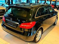 Gebraucht Mercedes B180 109 PS (80 kW) 2013 Schwarz Van / Kleinbus
