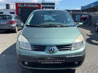 Gebraucht Renault Scenic E-Tech Avantage 135 PS (99 kW) 2005 Grün Limousine