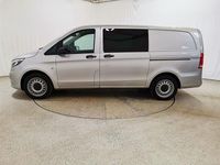 Gebraucht Mercedes Vito 190 PS (139 kW) 2021 Brillantsilber metallic Van