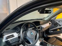 Gebraucht BMW 320 164 PS (120 kW) 2009 Blau Kombi