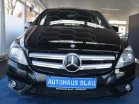 Gebraucht Mercedes B180 122 PS (89 kW) 2012 Schwarz Van / Kleinbus