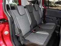 Neu Ford Tourneo Courier Titanium 125 PS (91 kW) 2026 Rot Van / Kleinbus