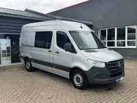 Używany Mercedes Sprinter 143 KM (105 kW) 2019 Srebrny Van