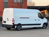 Gebraucht Renault Master Komfort 136 PS (100 kW) 2022 Weiß Van / Kleinbus