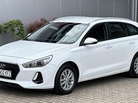 Gebraucht Hyundai i30 Trend 120 PS (88 kW) 2017 Weiß Kombi
